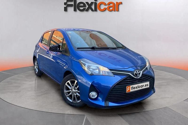Azul Usado 2017 Toyota Yaris Active Berlina | 11.290 € (Precio justo) - Imagen 1/4