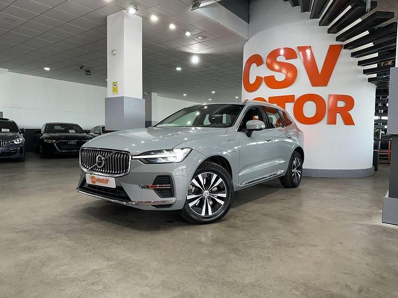 Usado Volvo XC60 Core 351 CV (258 kW) 2023 Gris SUV
