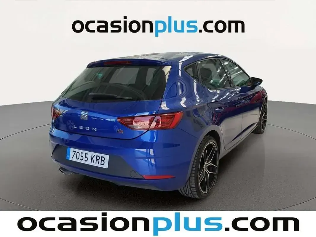 Usado Seat Leon FR 130 CV (95 kW) 2018 Azul Utilitario