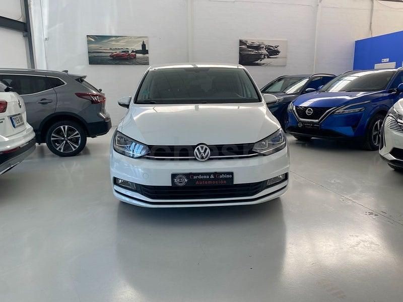 Usado VW Touran Advance 110 CV (80 kW) 2016 Blanco Monovolumen