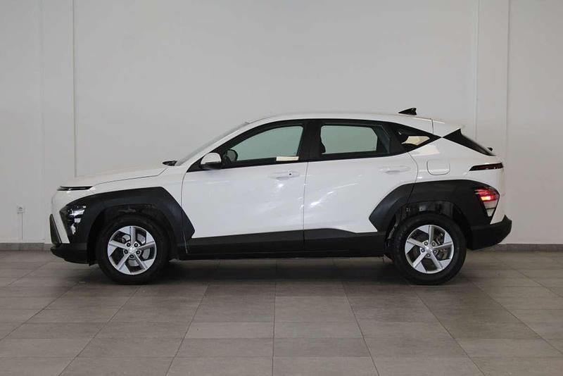 Usado Hyundai Kona 120 CV (88 kW) 2024 Blanco SUV