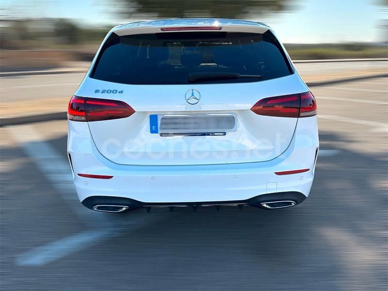 Usado Mercedes B200 136 CV (100 kW) 2019 Blanco Monovolumen