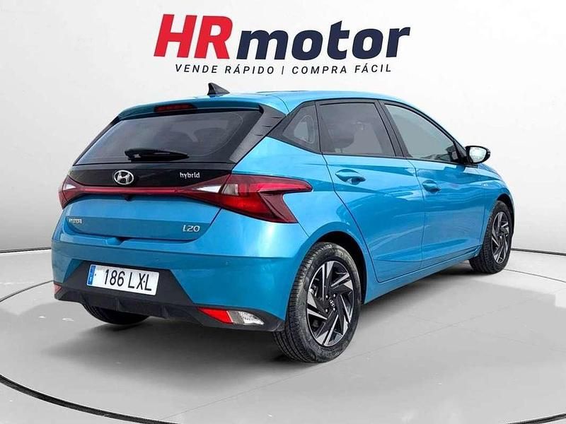 Usado Hyundai i20 102 CV (75 kW) 2022 Azul Utilitario