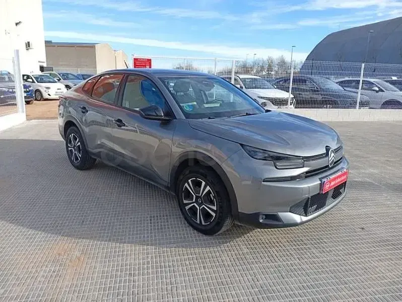 Usado Citroën C4 X 136 CV (100 kW) 2025 Gris / plata SUV