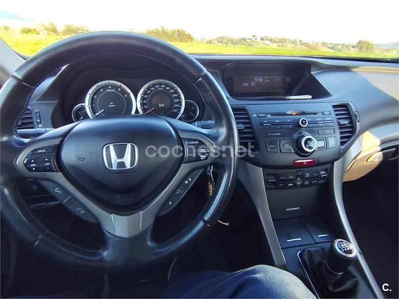 Usado Honda Accord Executive 150 CV (110 kW) 2010 Negro Berlina