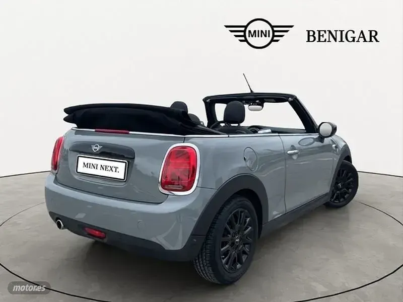 Usado Mini Cooper Cabriolet 136 CV (100 kW) 2020 Gris Descapotable