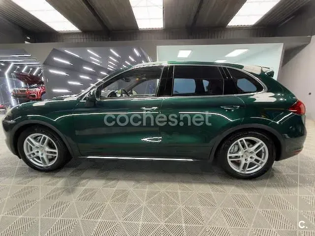 Usado Porsche Cayenne 400 CV (294 kW) 2011 Verde SUV