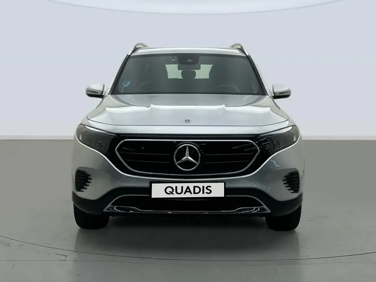 Usado Mercedes EQB250 139 kW (190 CV) 2022 Gris plata SUV