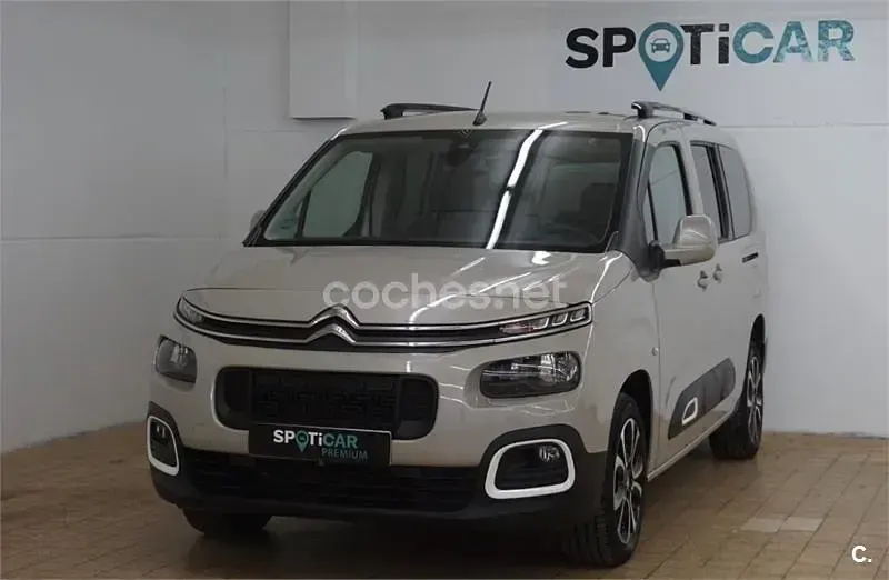 Usado Citroën e-Berlingo Shine 130 CV (95 kW) 2021 Beige Monovolumen