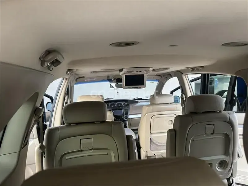 Usado SsangYong Rodius Limited 165 CV (121 kW) 2010 Negro Monovolumen