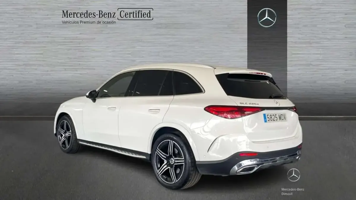Usado Mercedes GLC220 AMG line 197 CV (144 kW) 2023 Blanco SUV