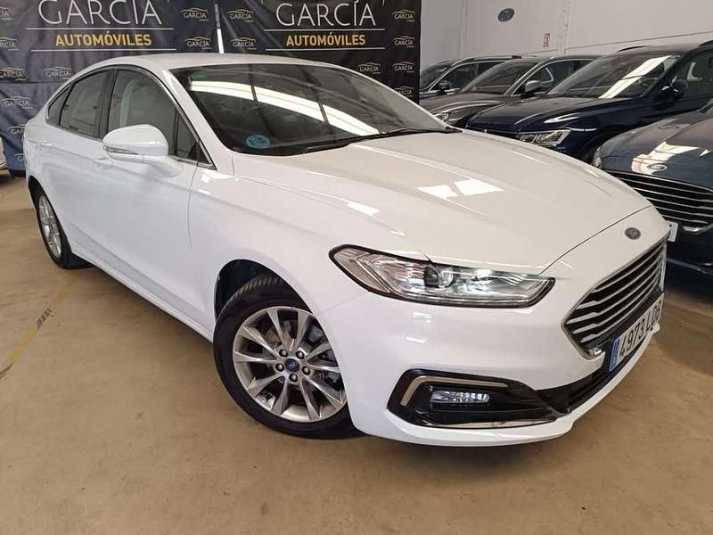 Blanco Usado 2020 Ford Mondeo Titanium Berlina | 14.999 € (Precio justo) - Imagen 1/4