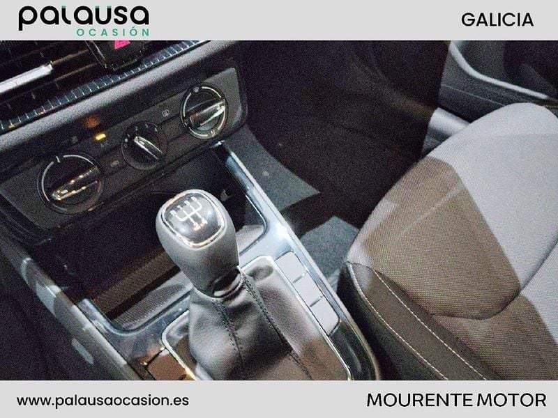 Nuevo Skoda Fabia Selection 95 CV (69 kW) 2025 Gris plata Utilitario