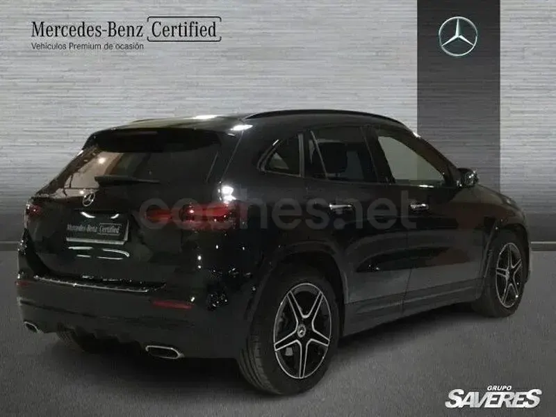 Usado Mercedes GLA200 150 CV (110 kW) 2025 Negro SUV