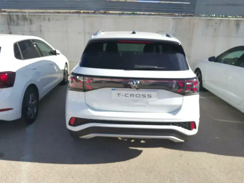 Usado VW T-Cross R-line 115 CV (84 kW) 2024 SUV
