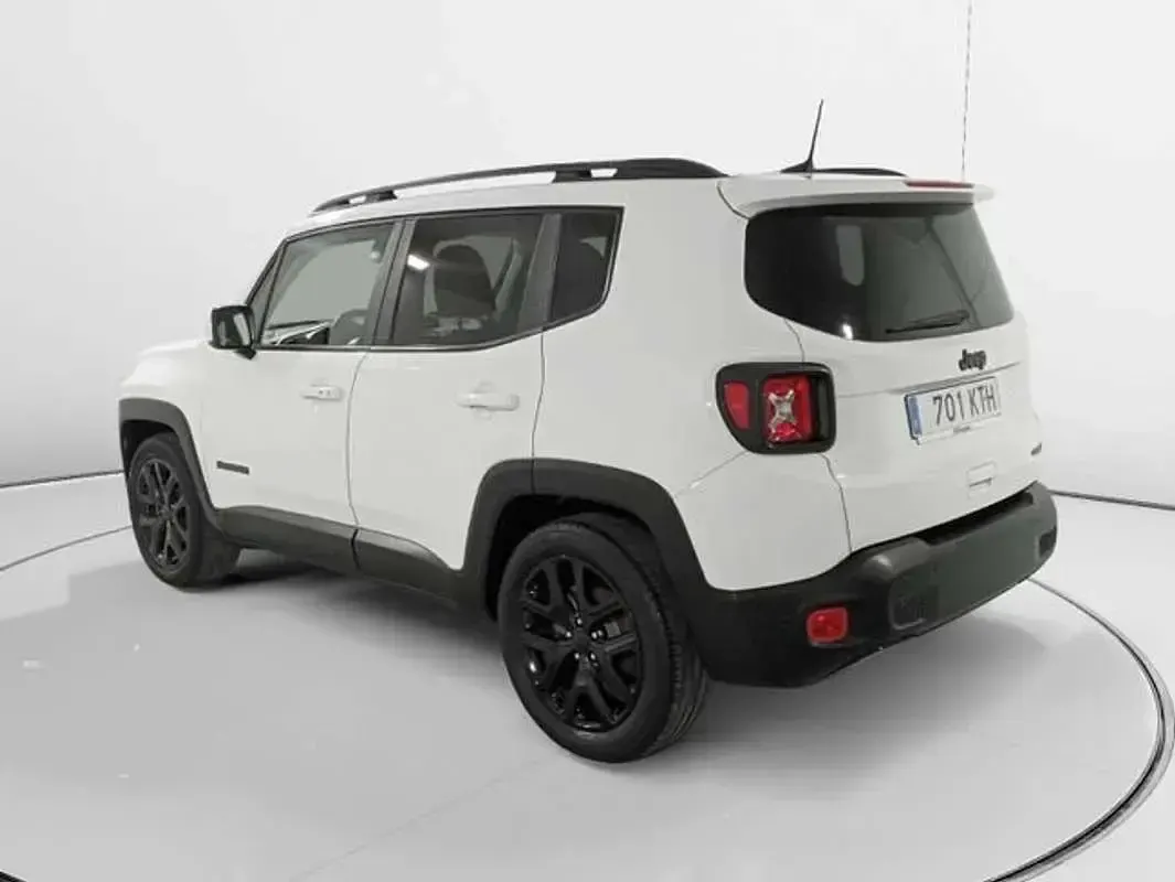 Usado Jeep Renegade Night Eagle 120 CV (88 kW) 2019 Blanco SUV