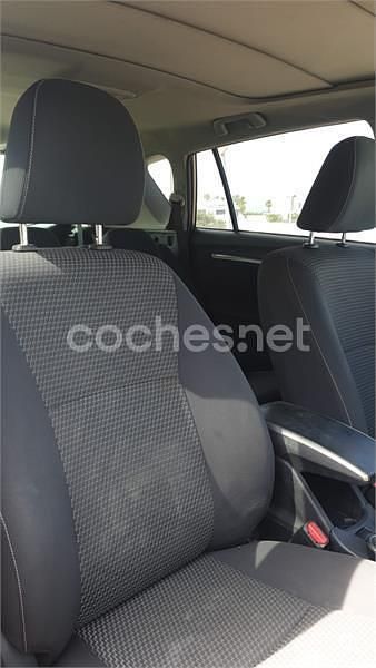 Usado Toyota Verso Advance 112 CV (82 kW) 2016 Gris / plata Monovolumen
