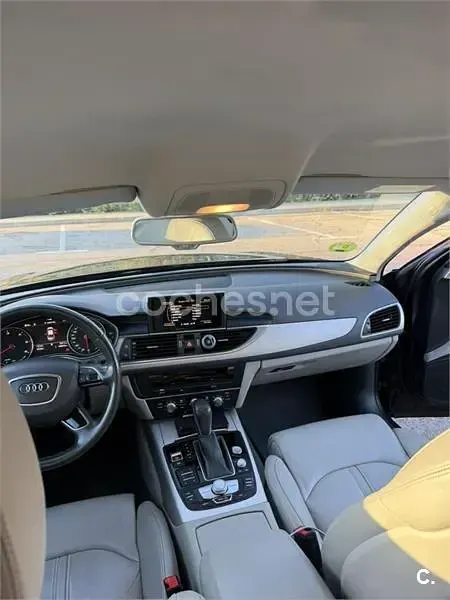 Käytetty Audi A6 Advanced 190 HP (139 kW) 2015 Sininen Sedan