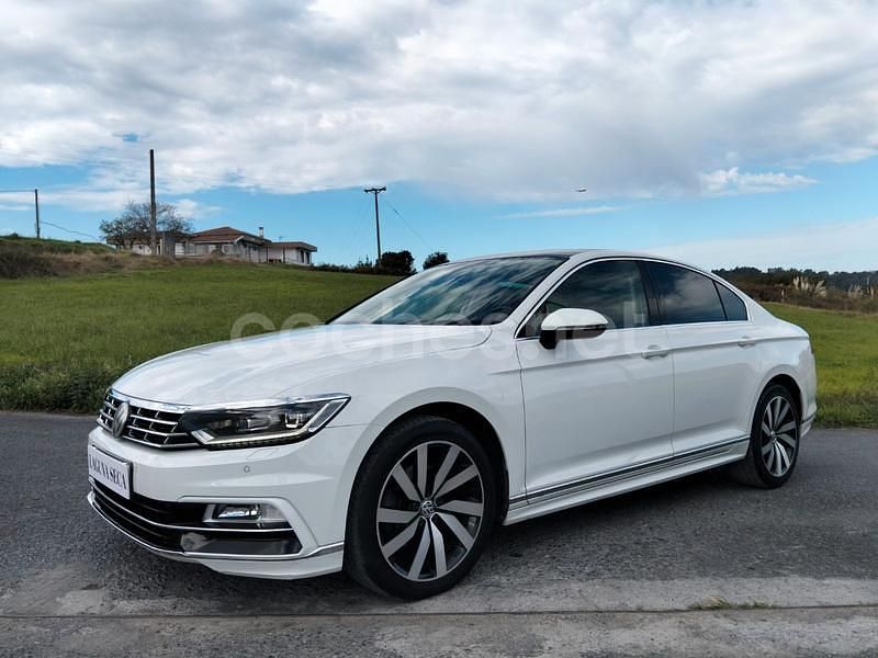 Blanco Usado 2016 VW Passat Sportline Berlina | 16.790 € (Caro) - Imagen 1/4