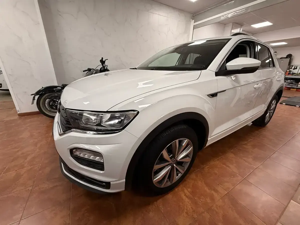 Usado VW T-Roc Advance 110 CV (80 kW) 2022 Blanco SUV