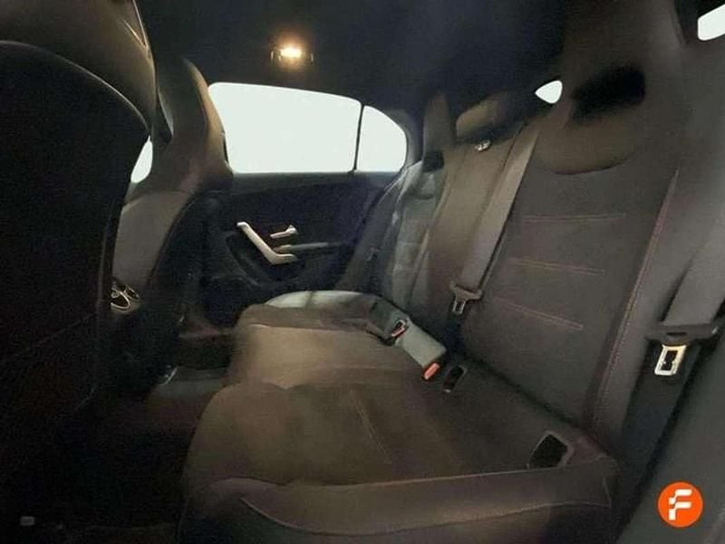 Usado Mercedes A180 109 CV (80 kW) 2019 Blanco Utilitario