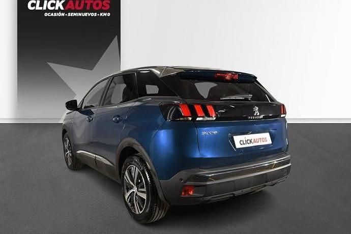 Usado Peugeot 3008 Allure 130 CV (95 kW) 2023 Azul SUV