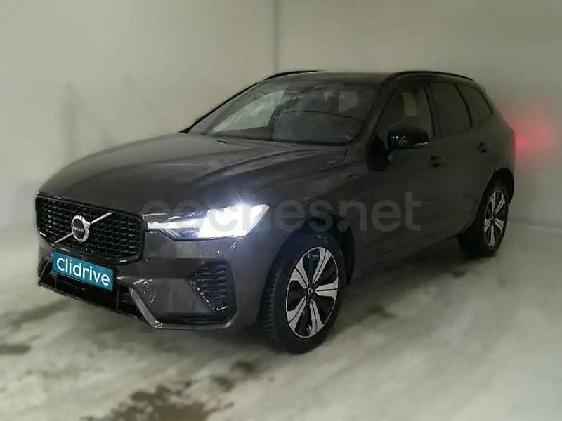 Usado Volvo XC60 Plus 350 CV (257 kW) 2024 Amarillo SUV