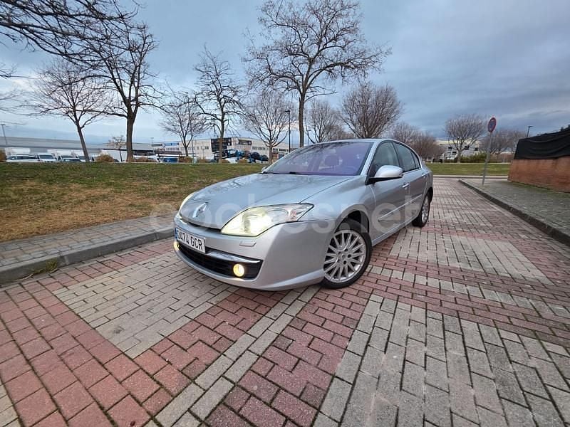 Usado Renault Laguna III Privilege 150 CV (110 kW) 2009 Gris / plata Berlina