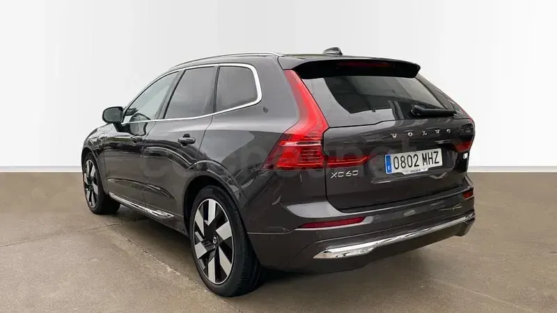 Usado Volvo XC60 Ultimate 350 CV (257 kW) 2023 Gris SUV