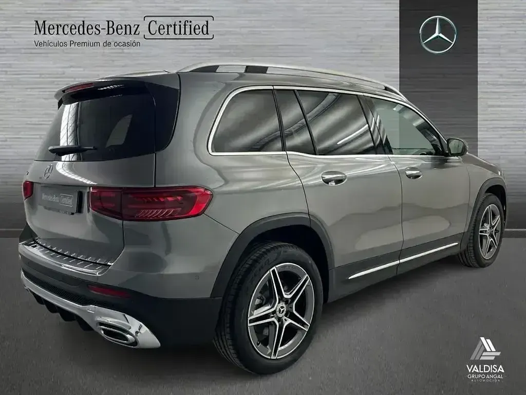 Usado Mercedes GLB200 150 CV (110 kW) 2025 Gris SUV