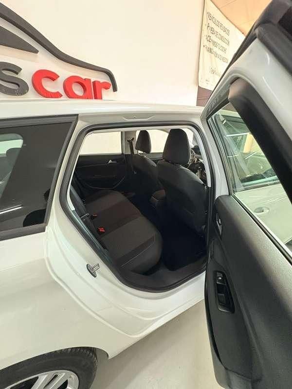 Usado Peugeot 308 SW Active 131 CV (96 kW) 2021 Blanco Familiar