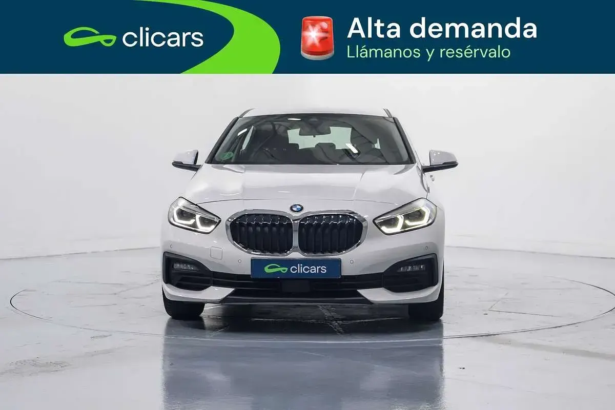 Usado BMW 116 116 CV (85 kW) 2023 Blanco Utilitario