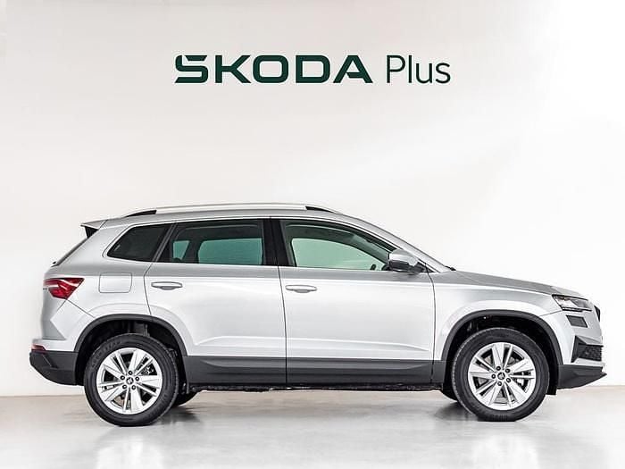 Nuevo Skoda Karoq Selection 150 CV (110 kW) 2025 Gris / plata SUV