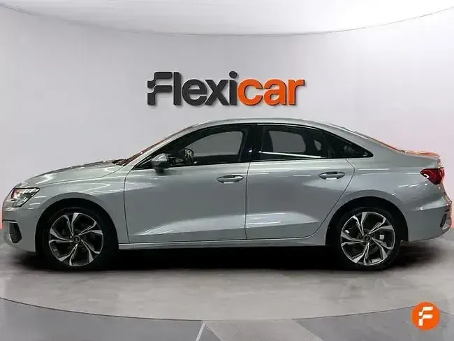 Usado Audi A3 Sportback e-tron 110 CV (80 kW) 2023 Gris Utilitario