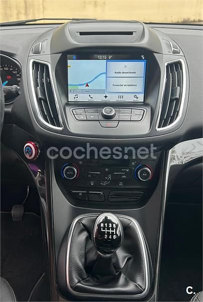 Usado Ford Kuga Titanium 150 HP (110 kW) 2018 Branco SUV