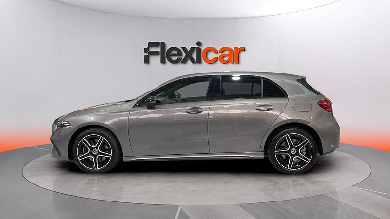 Usado Mercedes A250 218 CV (160 kW) 2024 Gris Berlina