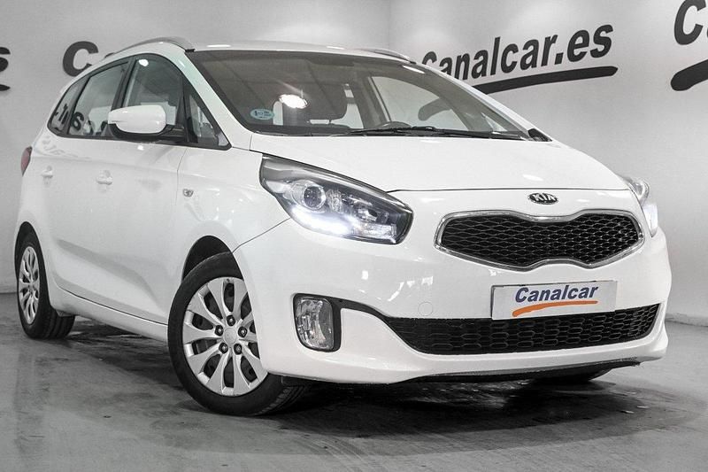 Usado Kia Carens 115 CV (84 kW) 2016 Blanco Monovolumen