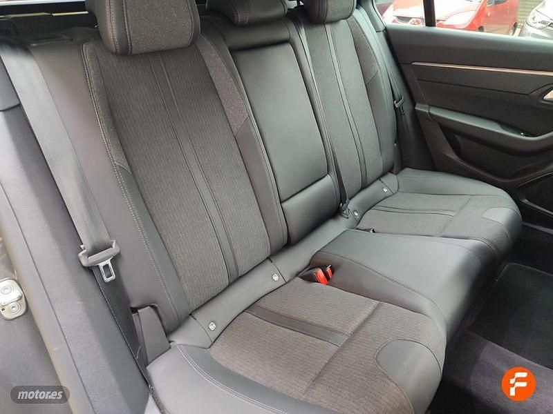 Usado Peugeot 508 SW Allure 130 CV (95 kW) 2023 Gris Familiar