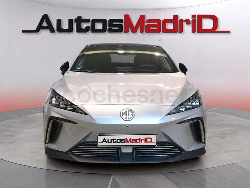 Usado MG MG4 EV Luxury 2023 Eléctrico Utilitario