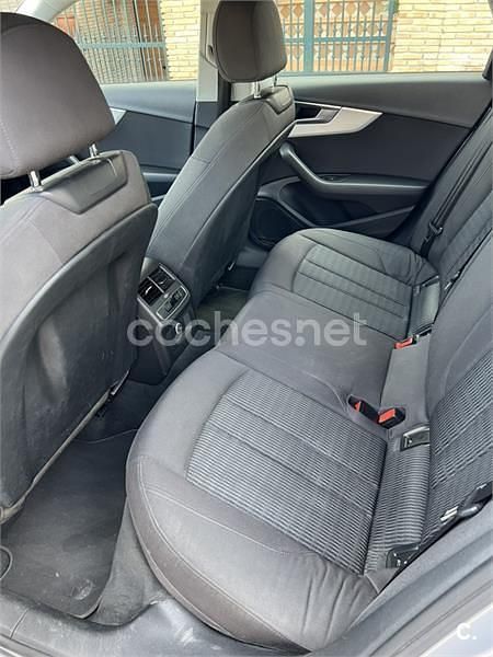 Usado Audi A4 S-Line 150 CV (110 kW) 2017 Gris / plata Berlina