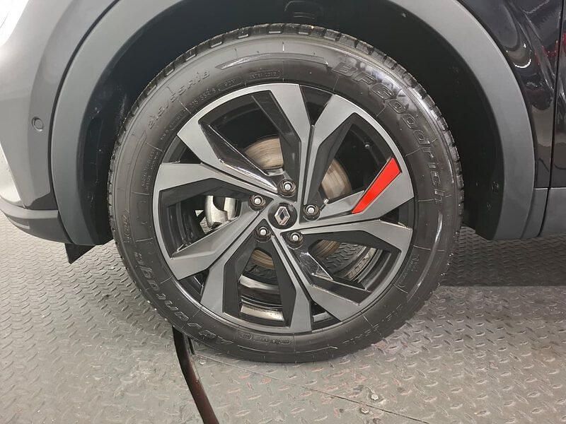 Usado Renault Arkana RS Line 145 CV (106 kW) 2021 Negro SUV