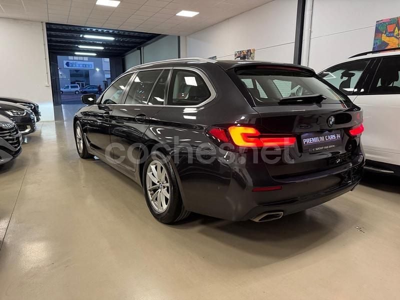 Usado BMW 520 Luxury Line 190 CV (139 kW) 2021 Gris / plata Familiar