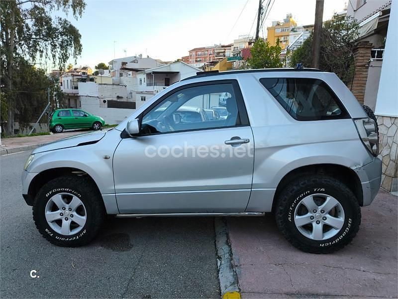Usado Suzuki Grand Vitara 129 CV (94 kW) 2009 Gris / plata SUV