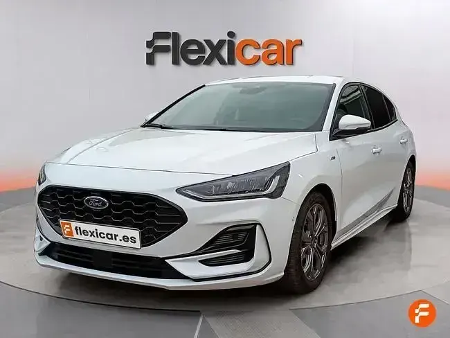 Usado Ford Focus ST-Line 125 CV (91 kW) 2024 Blanco