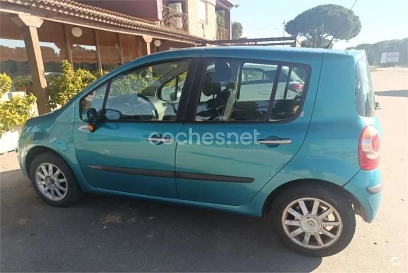 Usado Renault Modus Dynamique 100 CV (73 kW) 2005 Azul Monovolumen