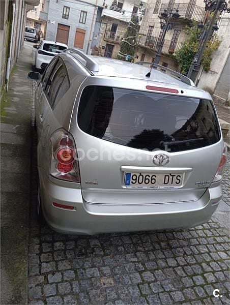 Gris / plata Usado 2005 Toyota Corolla Verso Sol Monovolumen | 3800 € (Precio justo) - Imagen 1/4