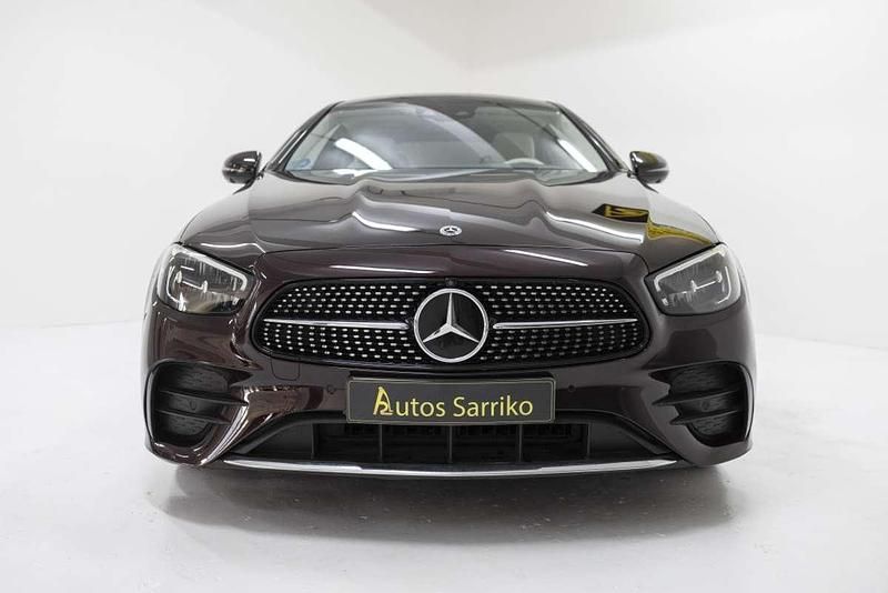Usado Mercedes E350 299 CV (219 kW) 2022 Burdeos Descapotable