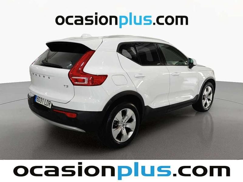 Usado Volvo XC40 Momentum 163 CV (119 kW) 2019 Blanco SUV