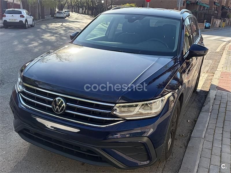 Usado VW Tiguan Allspace Life 150 CV (110 kW) 2022 Azul SUV