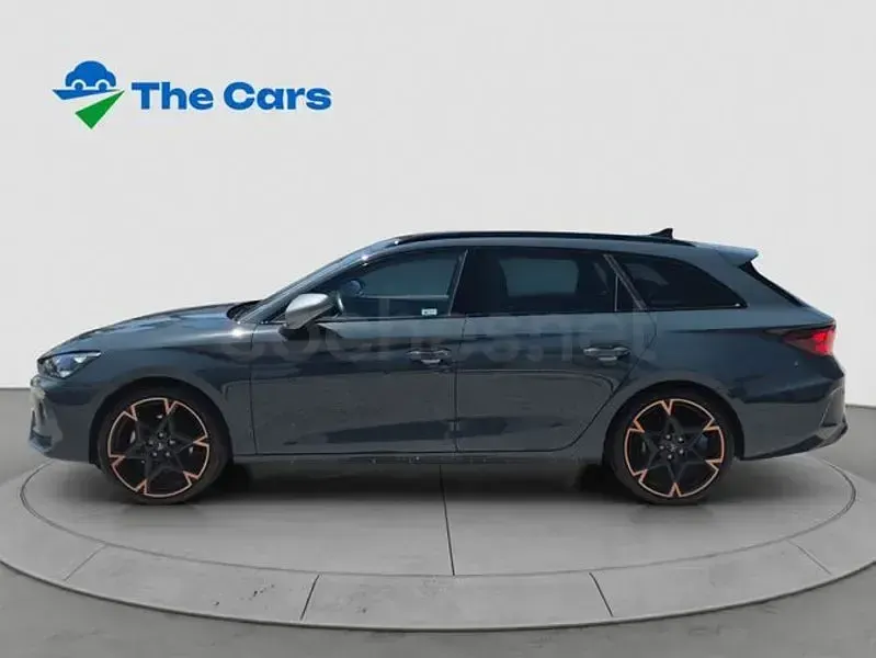 Nuevo Cupra Leon 150 CV (110 kW) 2025 Gris / plata Familiar